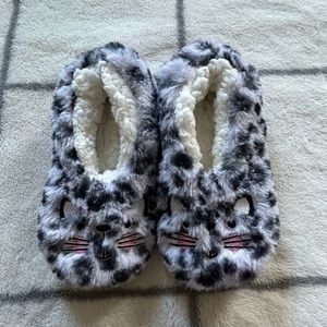 Girls Cat Slippers size 2